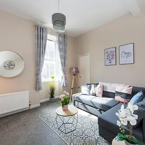 downtown-and-central-1-bed-in-edinburgh-sleeps-4.edinburghhotelsuk.org/